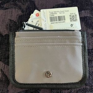 Lululemon True Identity Card Case NWT